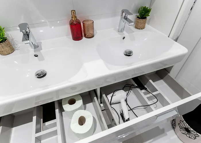 Lägenhet Hlavna 2 Next Singing Fountain Kosice, Netflix, Balcony