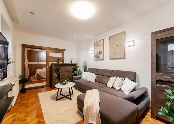 Lägenhet Hlavna 2 Next Singing Fountain Kosice, Netflix, Balcony Košice