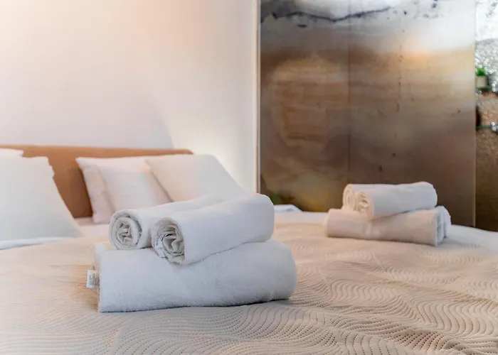 Hlavna 2 Next Singing Fountain Kosice, Netflix, Balcony Lägenhet Košice